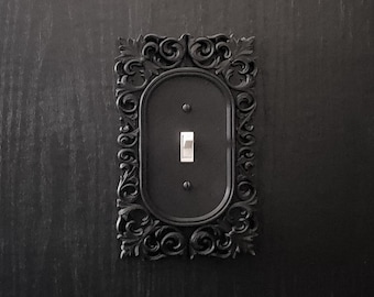 Copripiastra per interruttore con cornice vittoriana - Oversize • Gothic Home Hardware • Stampa 3D #9