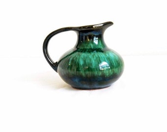 Blue mountain vintage creamer/ short pitcher-Green glazed pottery-16 oz pitcher-Made in Canada 1953