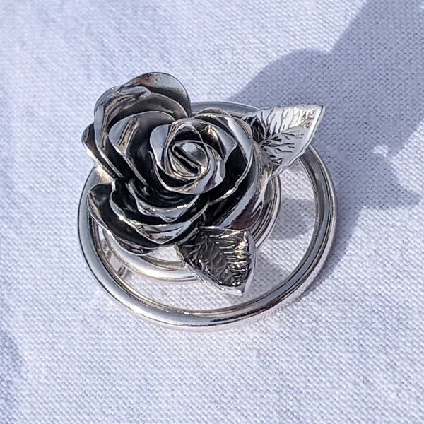 Broche rose coro