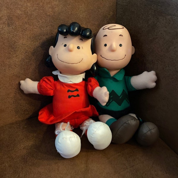 Charlie Brown and Lucy vintage dolls Peanuts