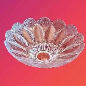 旧東ドイツLAUSITZER ラウジッツァー　クリスタルガラス　薔薇　ボウル 旧東ドイツLAUSITZER ラウジッツァー クリスタルガラス 薔薇 ボウル