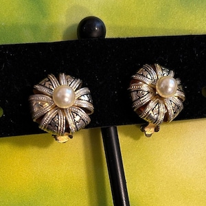 Damascene Earrings With Pearl Centre Vintage