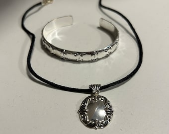Avon Silver Toned Bracelet and Necklace Set