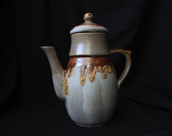 Tundra Canadian Pottery Vintage SauceFondue Warmer.