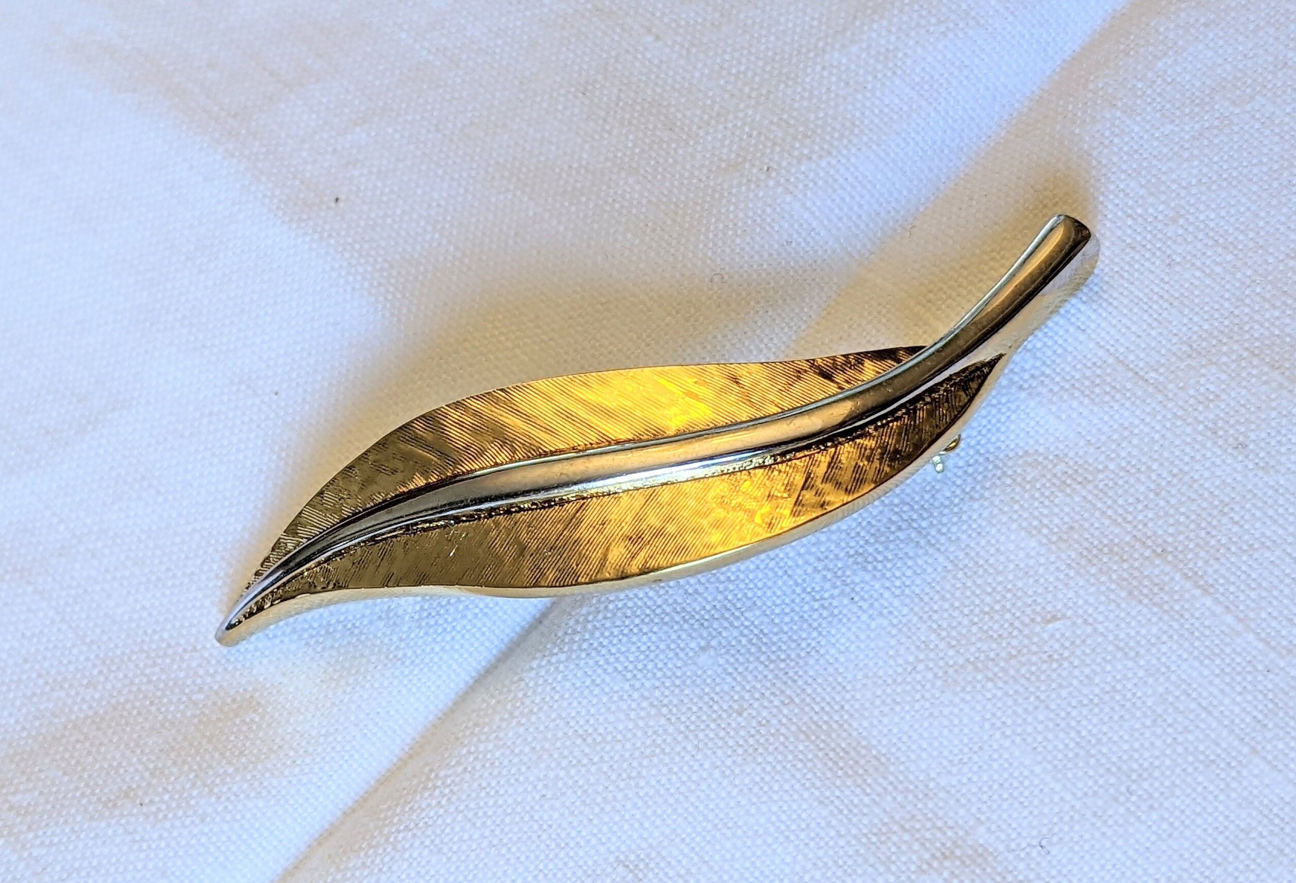 D orlan brooch - Etsy 日本