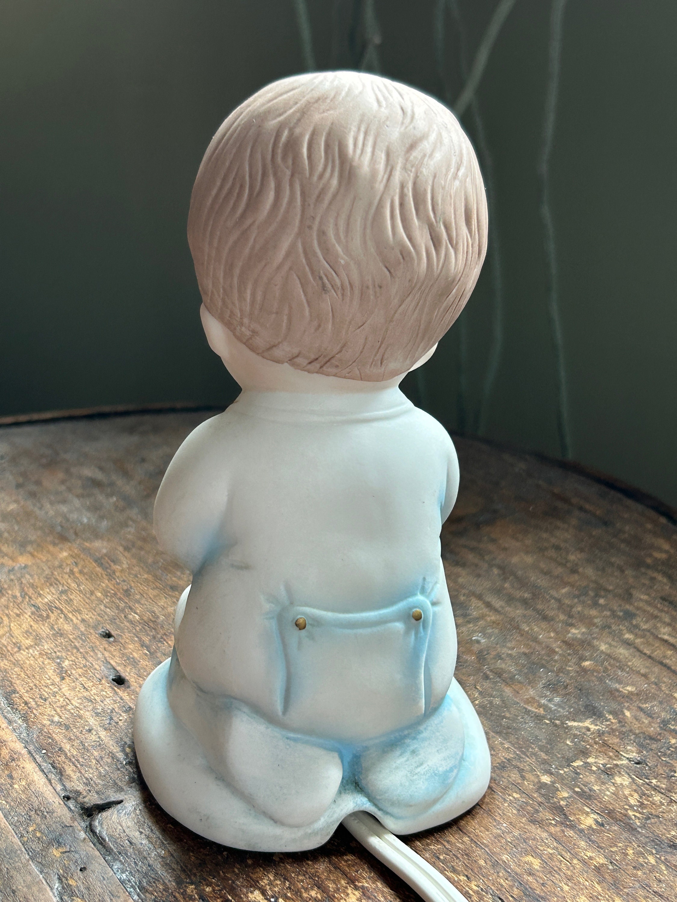 祈る少年のナイトランプ - Etsy 日本