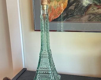 エッフェル塔　キャンドルホルダー Amazon.co.jp: エッフェル塔キャンドルホルダーセンターピース装飾