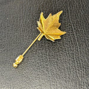 Pin, Maple Leaf, Vintage, Signed
