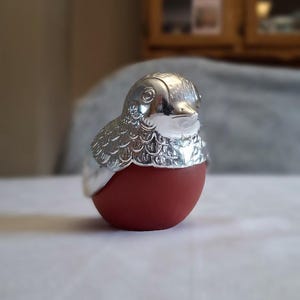 Avon, Perfume Bottle, Robin-Red Breast Decanter with Bird Of Paradise Cologne, Collectible Vintage 1969