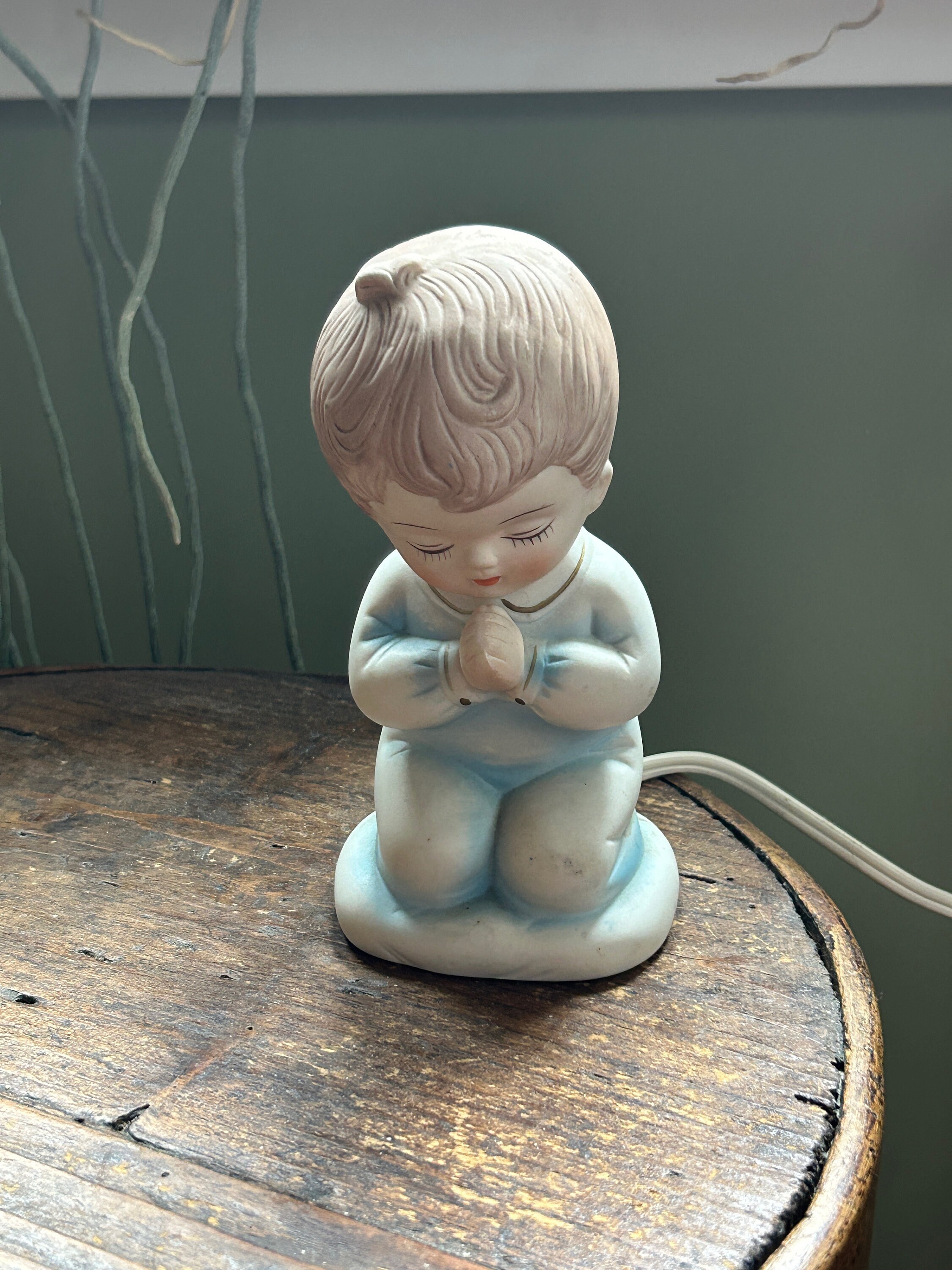 祈る少年のナイトランプ - Etsy 日本