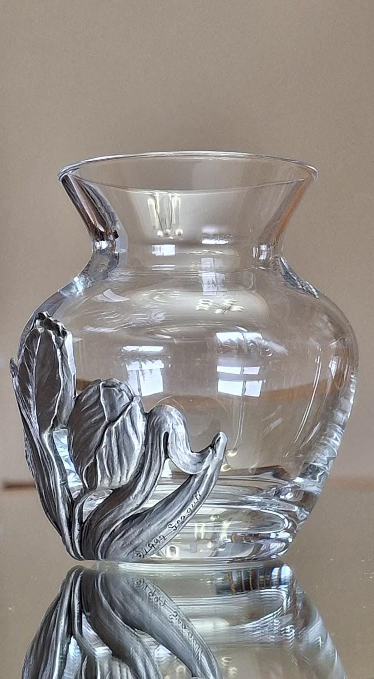 SEAGULL PEWTER 花瓶 Seagull Pewter, Small Glass Vase, Tulip Design, Flowers, Vintage