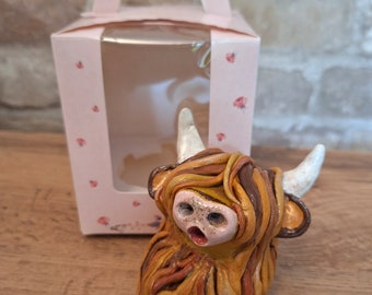 Highland Cow Decorative Figure