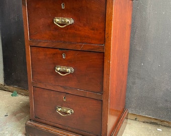 antique small chest bedside table lamp table side table