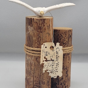 Cardee West Seagull on Pier Figure