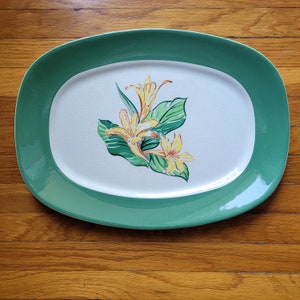 Taylor Smith Taylor Conversation Walter Dorwin Teague Yellow Daylily Design