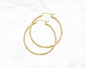 14K Gold Diamond-Cut Hoops • 35 mm width • Medium Gold Hoops • Yellow Gold Hoop Earrings • Round Tube Hoops