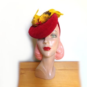 Vintage 1940's Red Velvet Tilt Hat w/Birds ~
