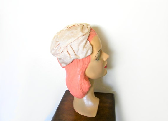 Vintage 1950's Ivory Half Hat/ Cocktail Hat~