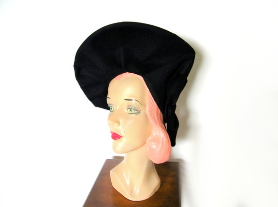 Vintage 1940's Wide Brim Black Halo Beret~