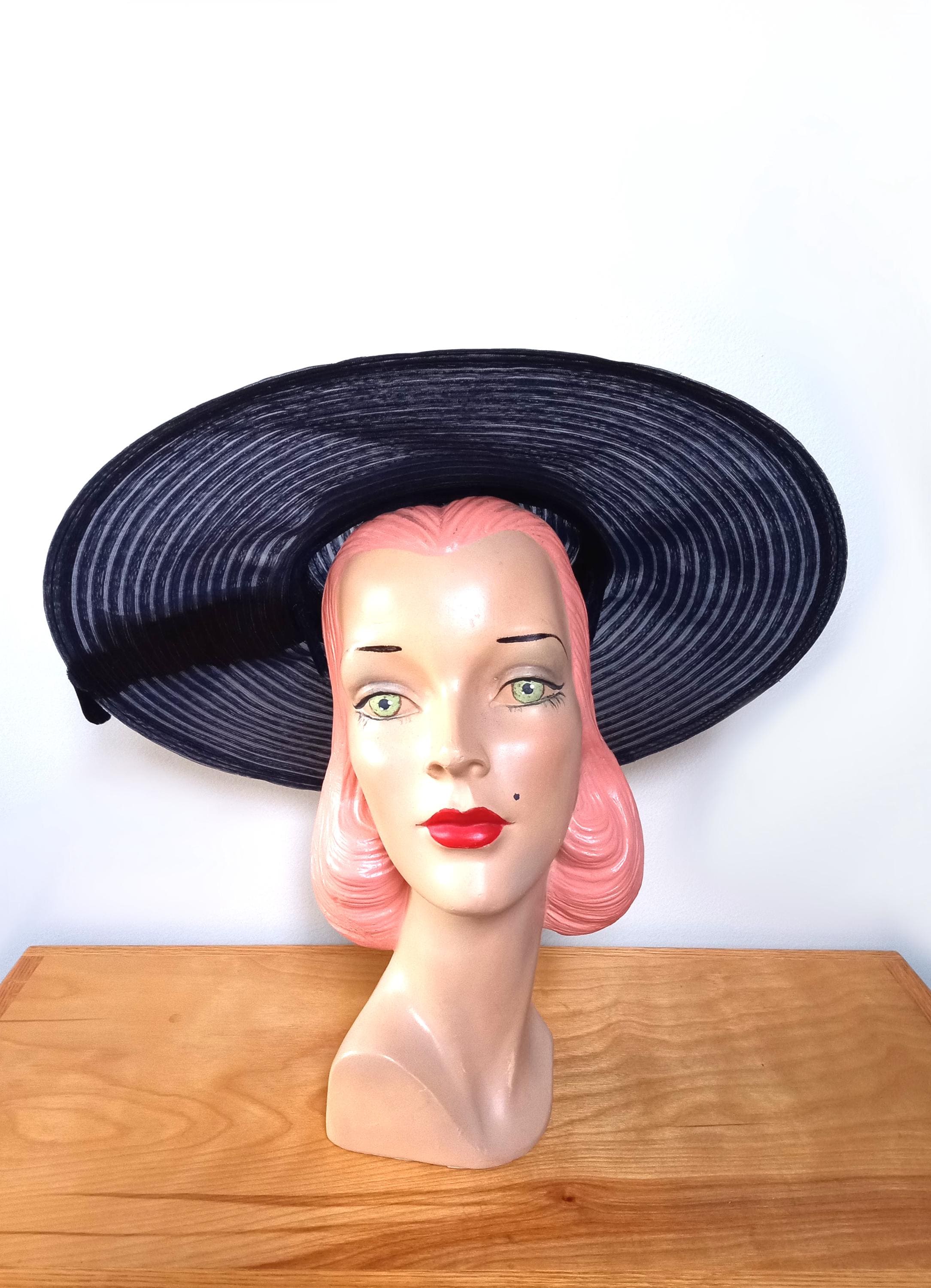 Vintage 1950's Navy Wide Brim Horsehair Hat~