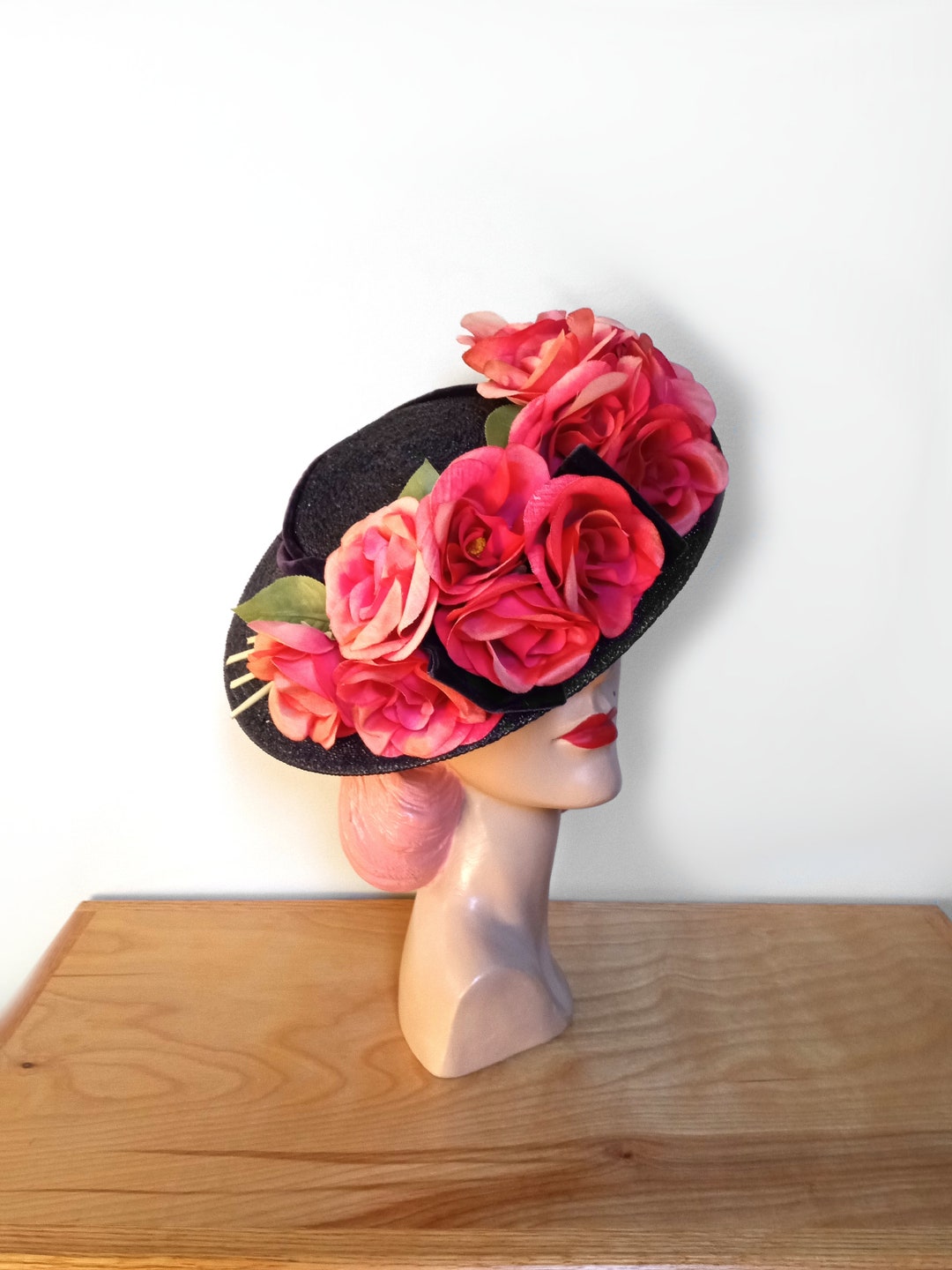 Original 1940’s Sublime Straw Tilt Hat - In A Deep Mulberry With Trim main image 1