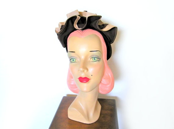 Vintage 1940's Dark Brown Ruffle Fascinator Hat~