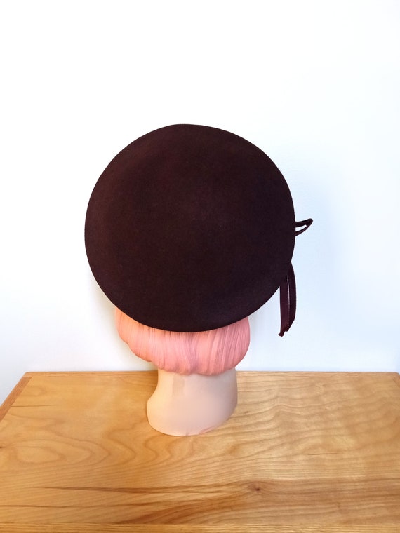 Vintage 1950's Dark Brown Felt Beret~ - image 3