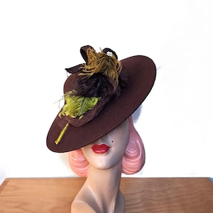 Vintage 1940's Dark Brown Felt Tilt Hat~ New York Creation