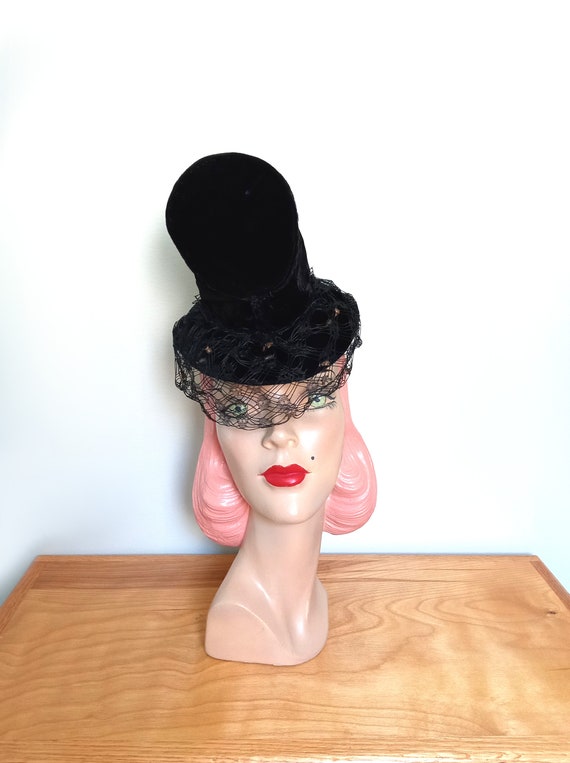 Vintage 1940's Black Velvet Toy Tilt Hat~