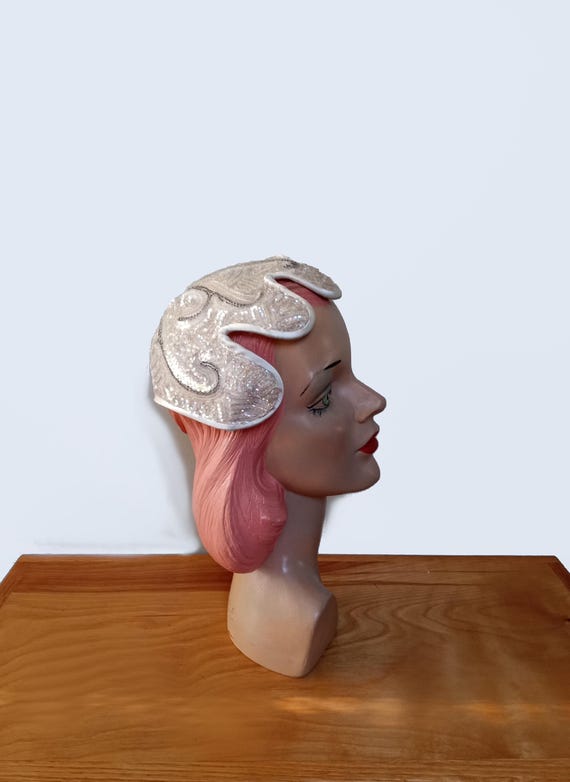 Vintage 1950's Ivory Sequin Half Hat/ Cocktail Ha… - image 3