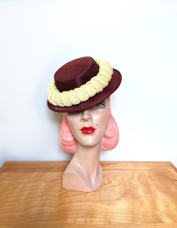 Vintage 1940's Brown Tilt Hat~ - image 2