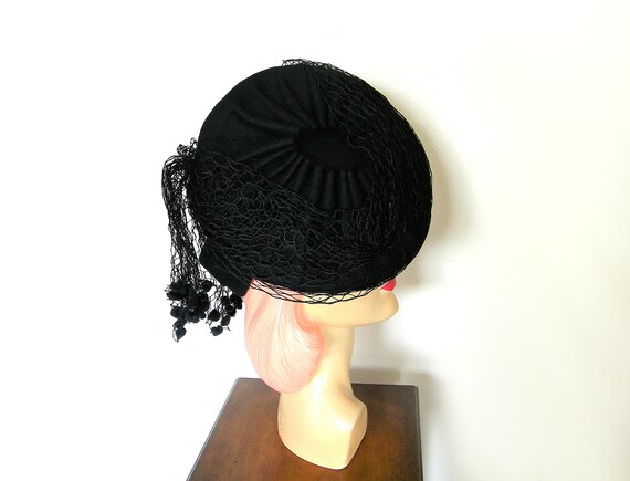 Vintage 1940's Black Asymmetrical Tilt Hat~