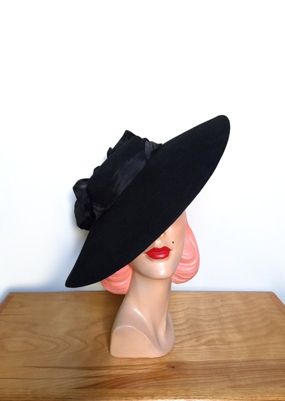 Vintage 1930's Black Felt Wide Brim Hat ~