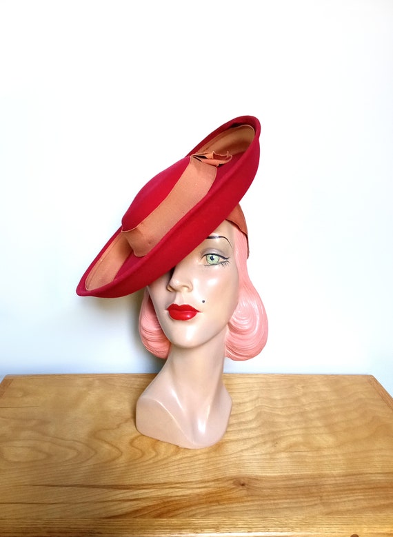 Vintage 1940's Red Felt Breton Tilt Hat ~ - image 1