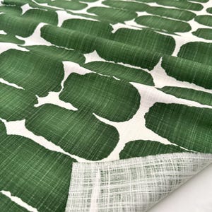 Green Shibori Fabric by the Yard - Cotton Canvas Pine Green Dot Textured Upholstery Fabric for Curtains Pillow Covers DIY Boho Home Decor afbeelding 4