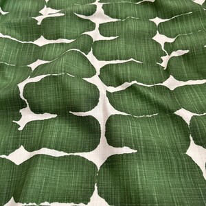 Green Shibori Fabric by the Yard - Cotton Canvas Pine Green Dot Textured Upholstery Fabric for Curtains Pillow Covers DIY Boho Home Decor afbeelding 5