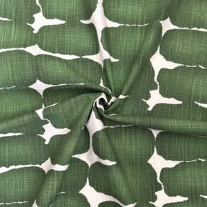 Green Shibori Fabric by the Yard - Cotton Canvas Pine Green Dot Textured Upholstery Fabric for Curtains Pillow Covers DIY Boho Home Decor afbeelding 9