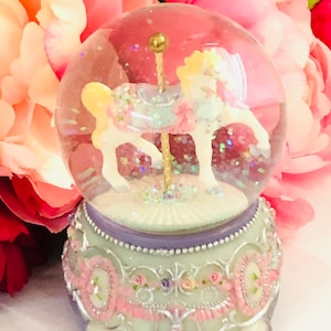 Musical Carousel, Music box, Musical Carousel, Nursery Gift, New Baby Gift, Horse Carousel, Baptism gift, Christening gift, Carousel Waltz