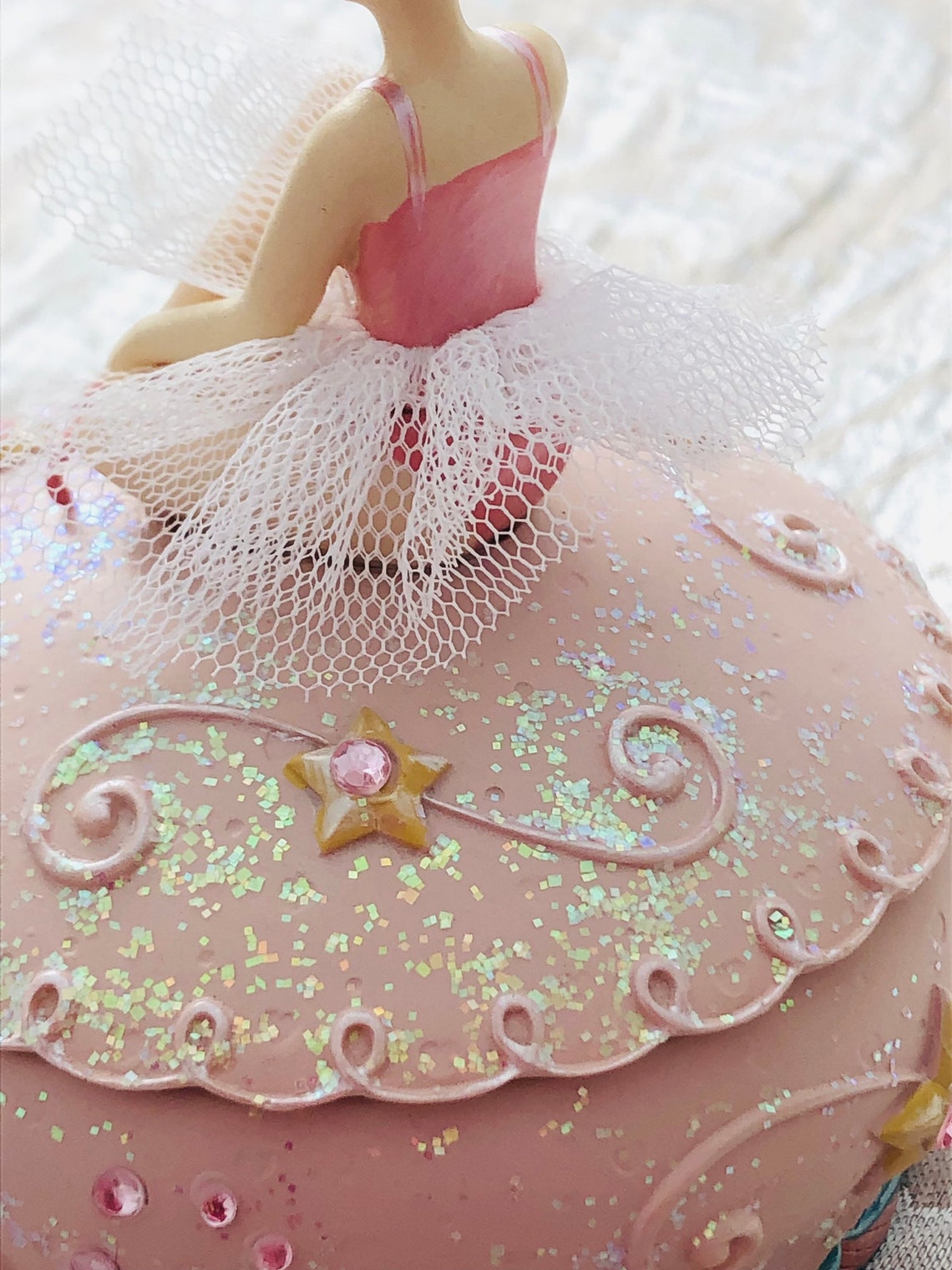Ballerina on Musical Trinket box