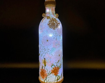 Bottle Light Dried Flowers Vintage Style Decoupage Wine Bottle Home Decor & Night Light Porch Decor Garden Lovers Gift