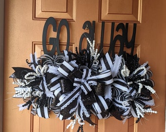 Go Away wreath, everyday wreath, Funny porch decor, black and white rail