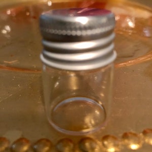 Magick Anointing Cleopatra oil for anointing and dressing Spiritual Working candles and divination tools