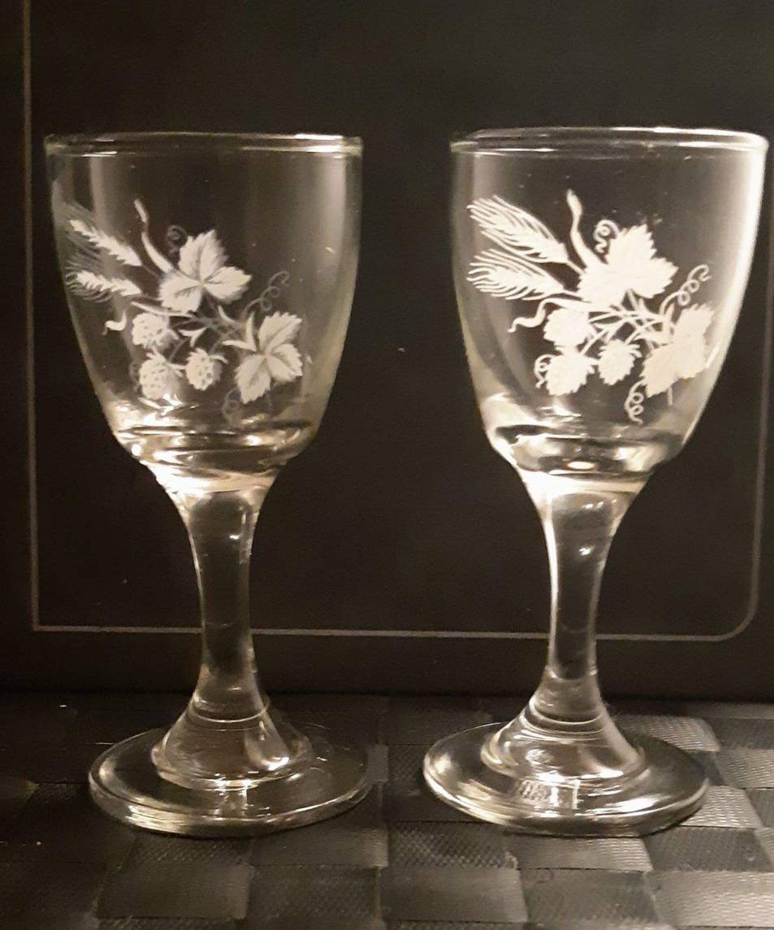 2 vintage cherry glasses | Etsy