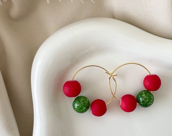 Chunky Beaded Holiday Hoop Earrings // Green and Red Earrings // Hoop Earrings with Beads // Beaded Hoop Earrings // Christmas Earrings