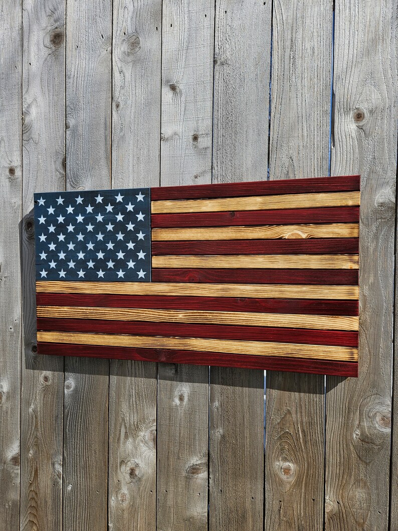 LARGE 19x36 Rustic American Flag, Wood American Flag, Pallet American Flag, Wood Flag, Wooden Flag, Wood Sign, Wood Art, Wood Working image 3