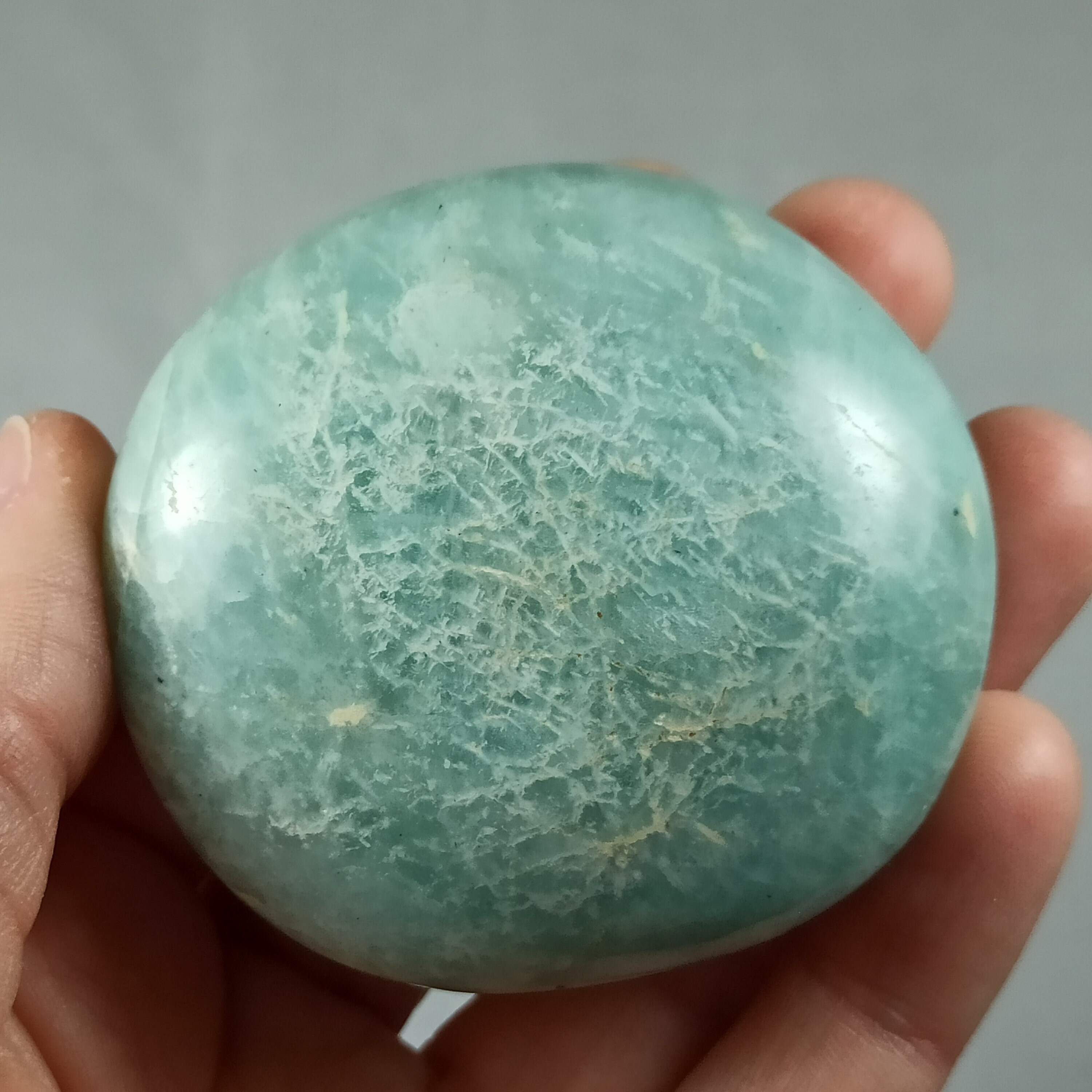 Galet en Amazonite de Madagascar - 130 Grammes
