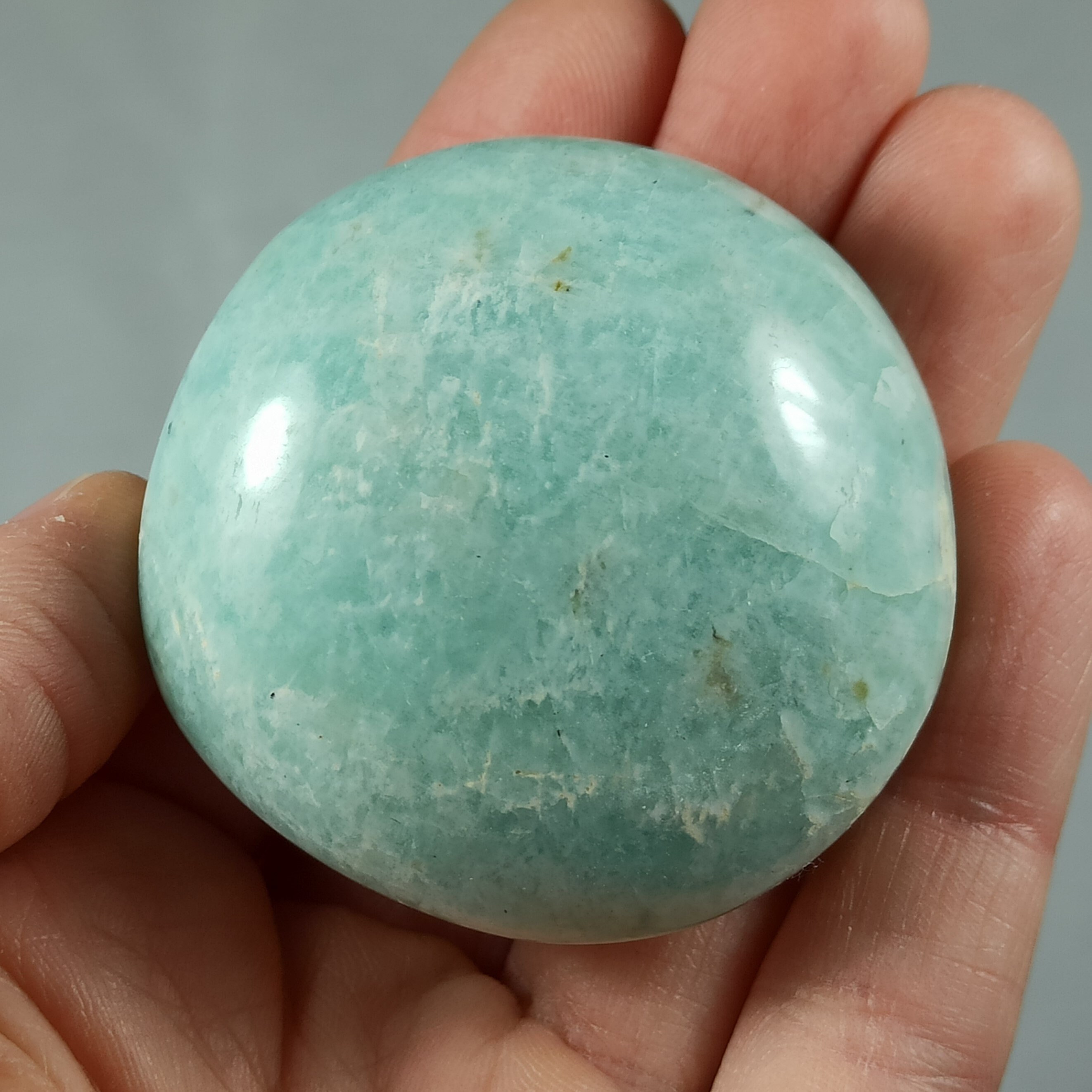 Galet en Amazonite de Madagascar - 95 Grammes