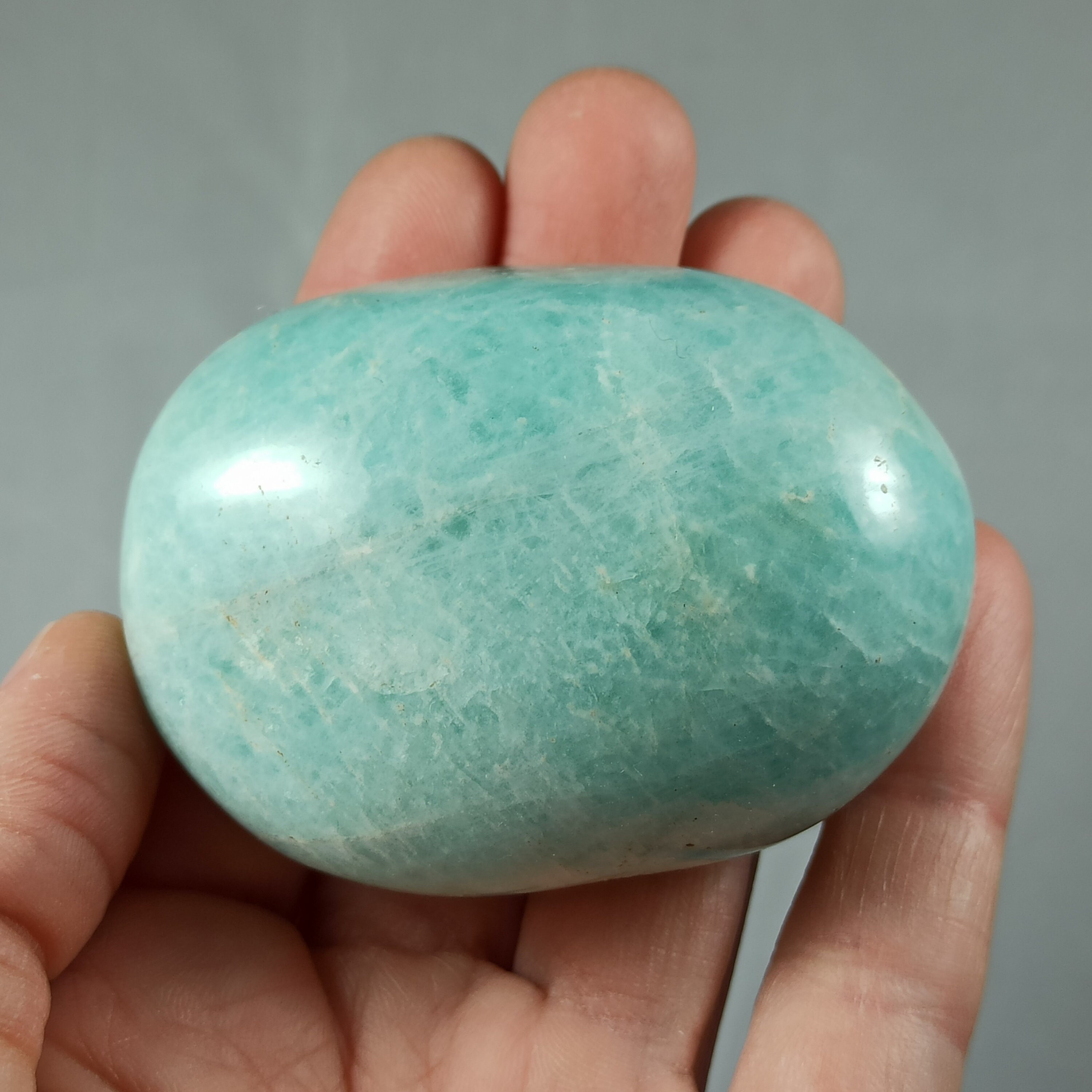 Galet en Amazonite de Madagascar - 135 Grammes