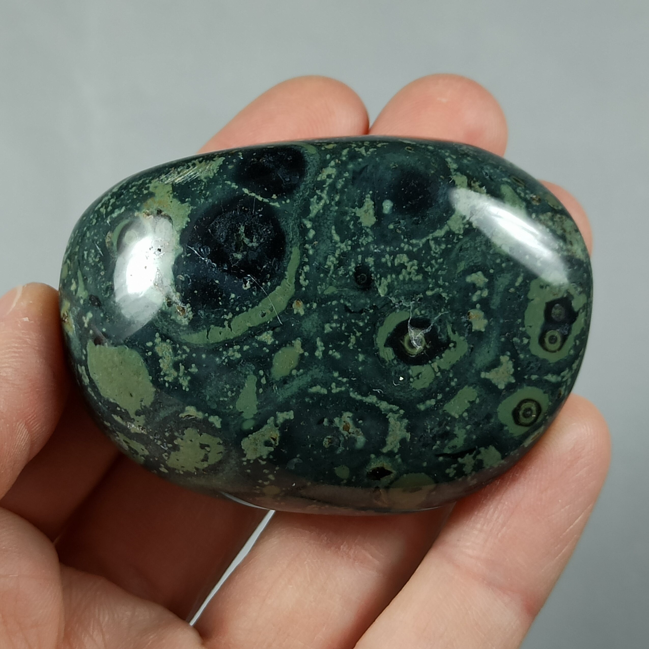 Galet en Jaspe Kimbaba de Madagascar - 90 Grammes