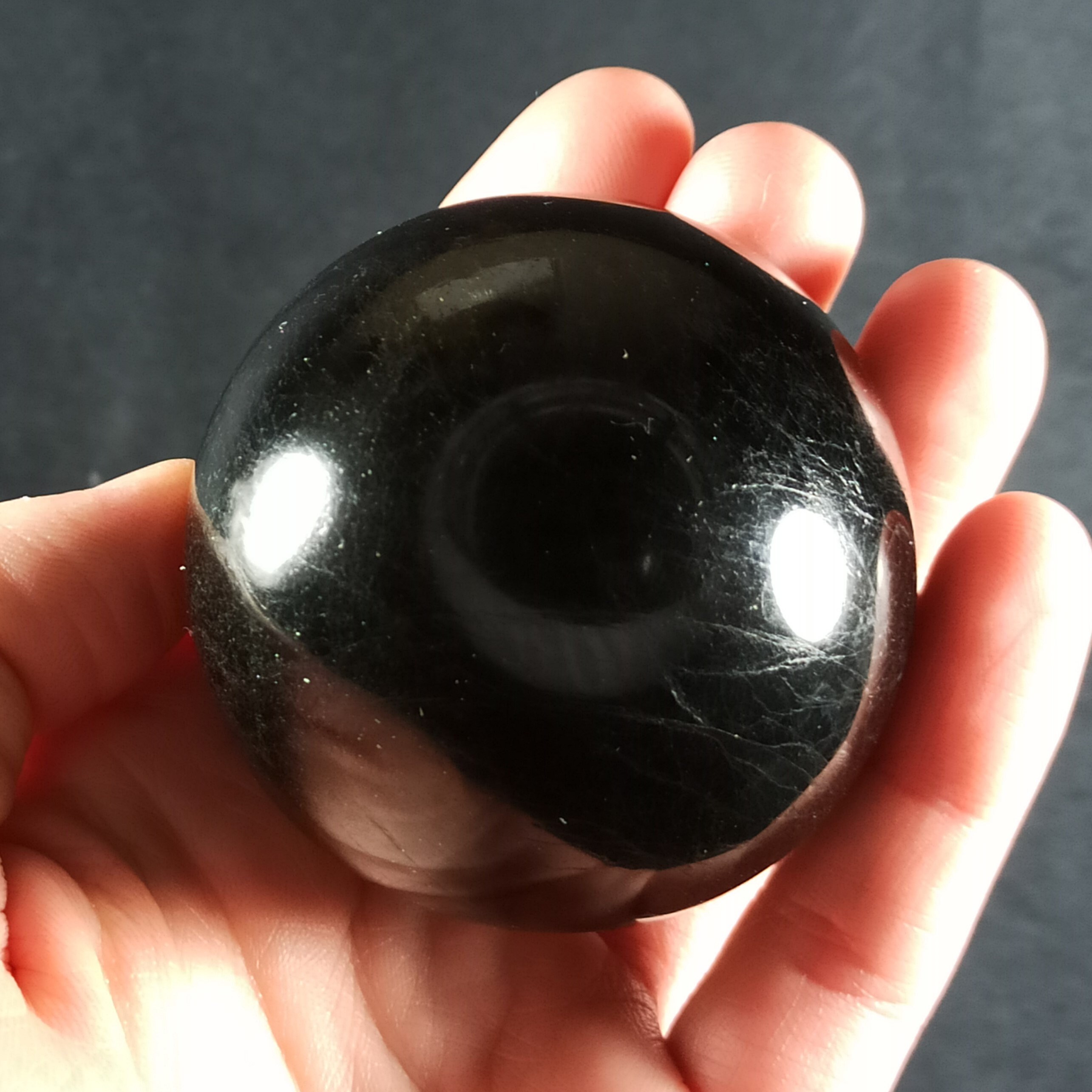 Sphère en Tourmaline Noire | Schorl de Madagascar - 294 Grammes